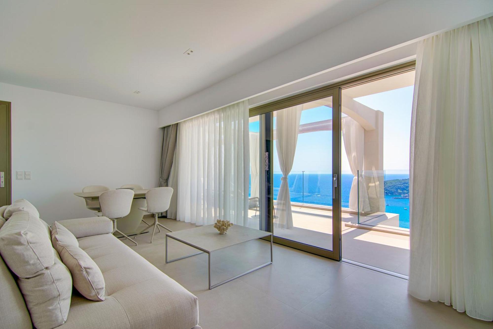 Livinghome Suites Parga Eksteriør bilde